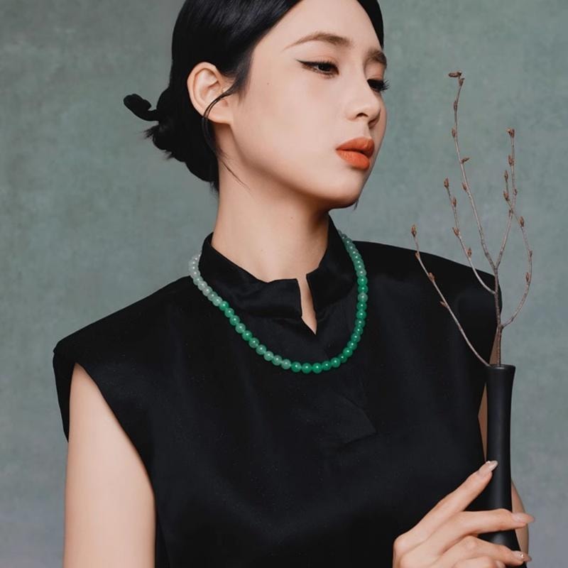 【中国直邮】 周大生 天然正品飘花非洲翠手串女玉石串珠子生日礼物【晓山青】渐变色(约8mm)