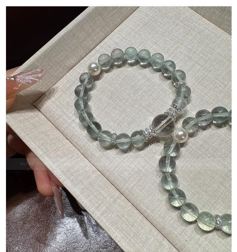 【青雲直上】綠野仙蹤 天然綠螢石白水晶手鍊 | 貝珠疊戴仙女款 | 能量療癒手串 |小眾設計10mm 情人節送禮佳選