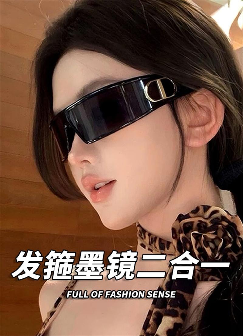 【中国直邮】 亲太太 发箍墨镜女款头箍发卡二合一防紫外线太阳眼镜 黑色框【防紫外线】1个装