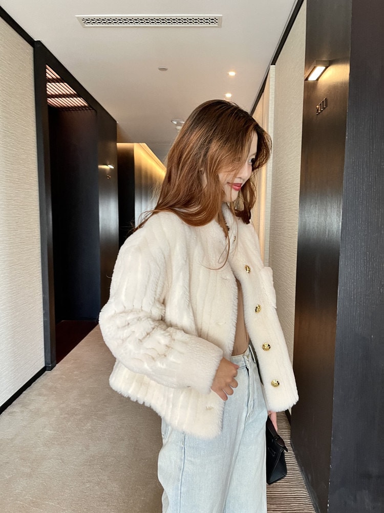 中國直郵莉歐蓓琪 秋冬新款 小立領羊剪絨毛 短版羊羔毛年輕款皮草 玫瑰粉L碼