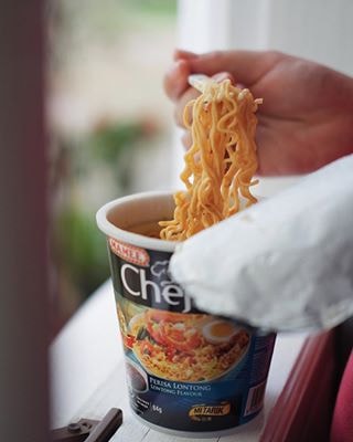 Lontong Flavour Instant Noodle 84g