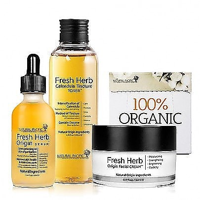 Fresh Herb Origin Set ( Serum 50ml + Toner 180ml+ Cream 50ml + Cotton Pad )