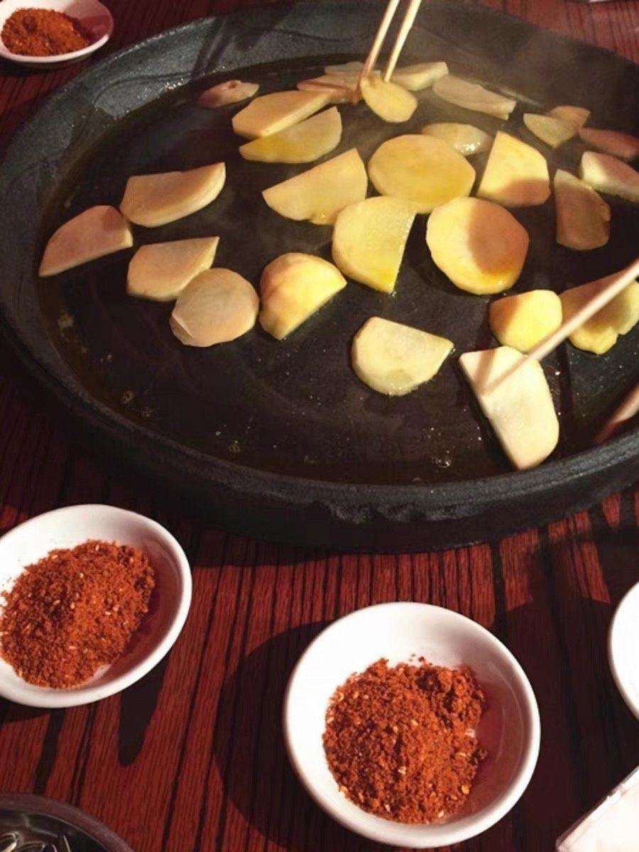 【中国直邮】 茉莉小铺 三哥马辣 贵州特产辣椒面干碟三哥马辣烧烤烤肉麻辣锅烙调料五香辣椒粉 微辣 48g*1袋