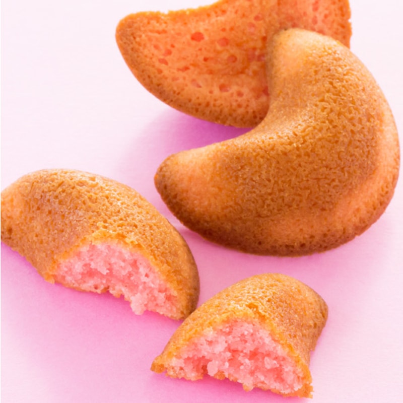 【日本直郵】日本博多特產 博多美月 月亮草莓夾心蛋糕 6枚裝