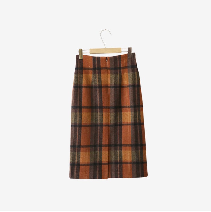 long skirt orange m