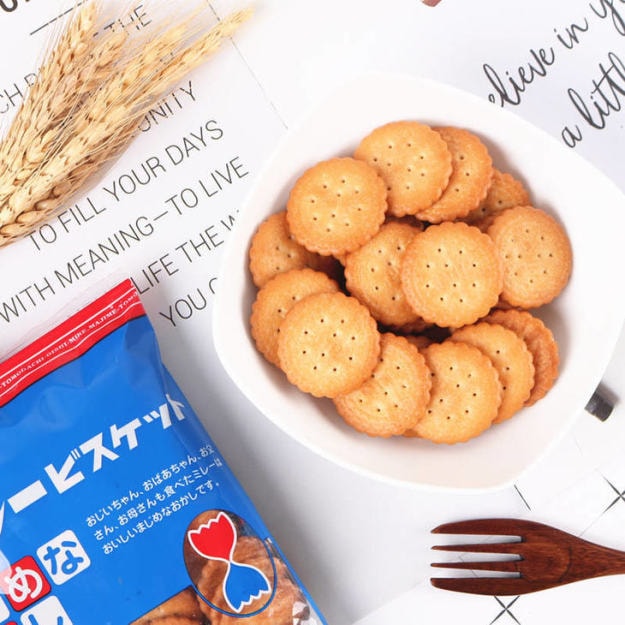 Japan Biscuits Light Salt Flavor Miller Crisp Small Round Cake Casual Snacks 130g