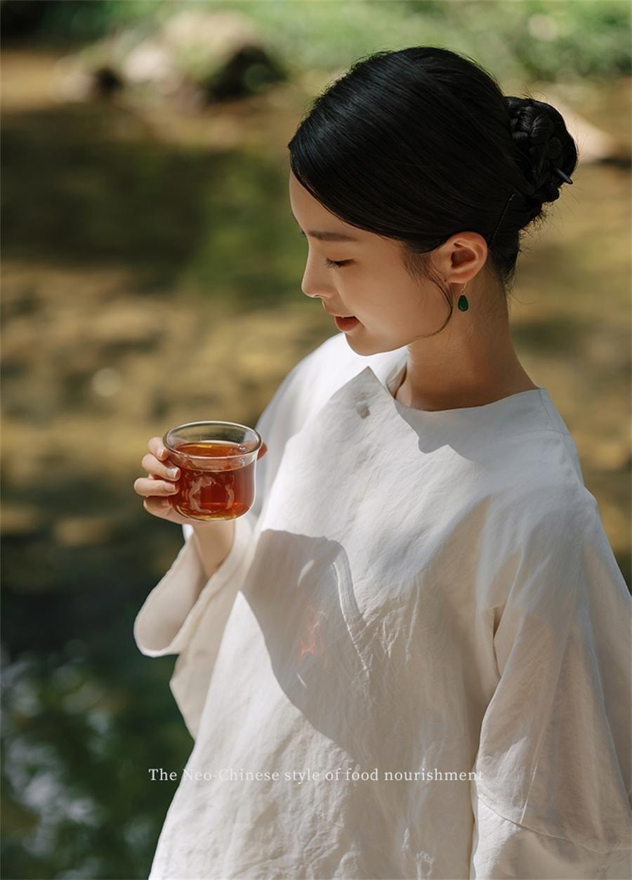 【中国直邮】 喜纯 纯梨膏200g/罐 古法熬制梨膏 精选砀山酥梨纯梨膏泡水纯梨膏无添加