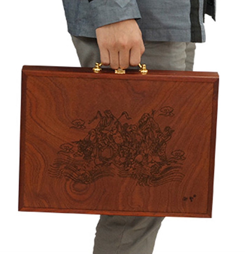 KAI TAI INC Unique ROSE WOOD Mahjong Set 144 Wooden Tiles. Perfect gift for Christmas / Chinese New Year / Home Decor