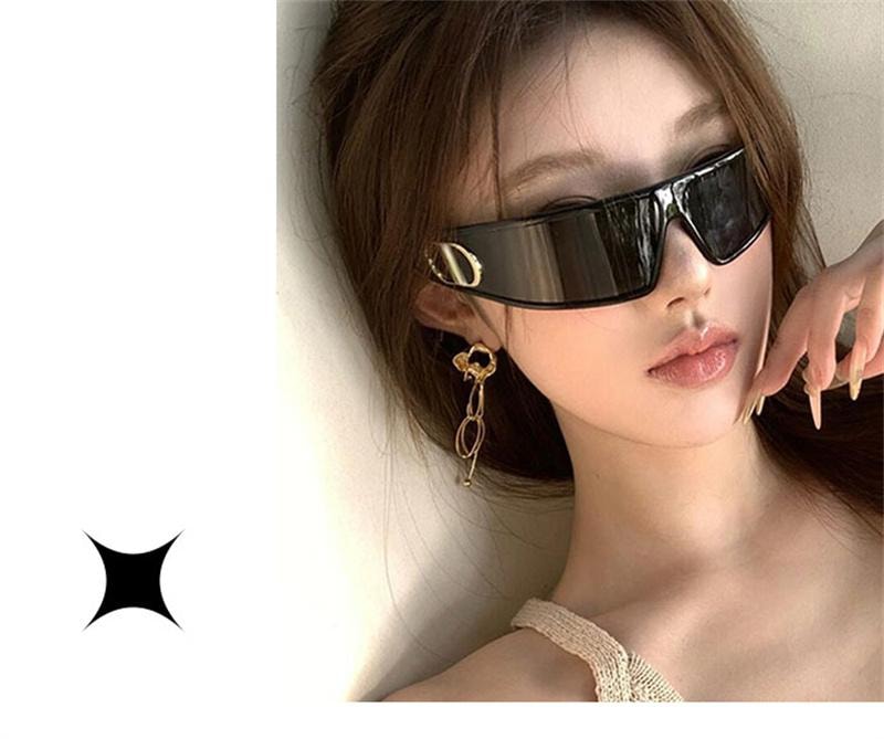 【中国直邮】 亲太太 发箍墨镜女款头箍发卡二合一防紫外线太阳眼镜 黑色框【防紫外线】1个装