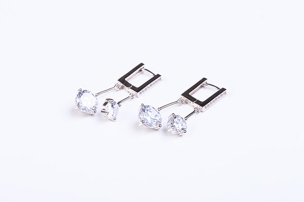 Super Cute Sterling Silver diamond like earrings