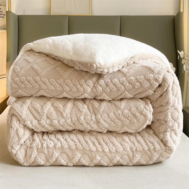 【中国直邮】Lullabuy加厚羊羔绒毛毯 保暖棉被 午睡被子 卡其 King Size 5kg