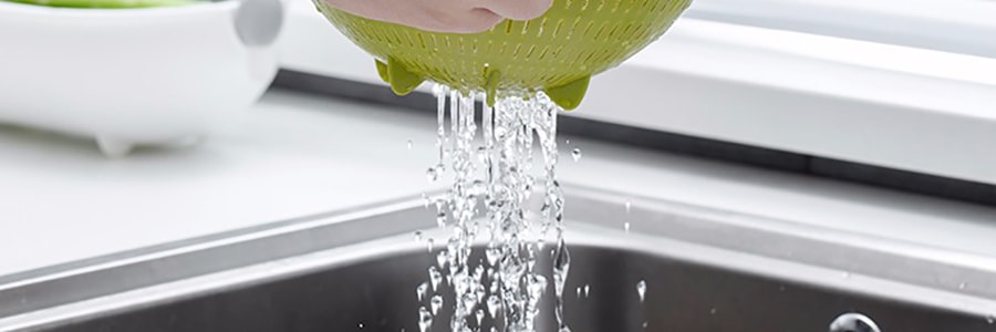 日本KOKUBO小久保 圓形可旋轉180°可濾水雙層洗菜盆脫水器 小號 蘋果綠 BPA FREE 18cm-19cm 淘米洗菜輕鬆自如
