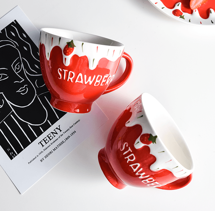 【中国直邮】简微娜 2019可爱草莓陶瓷马克杯家用水杯 红色#1件