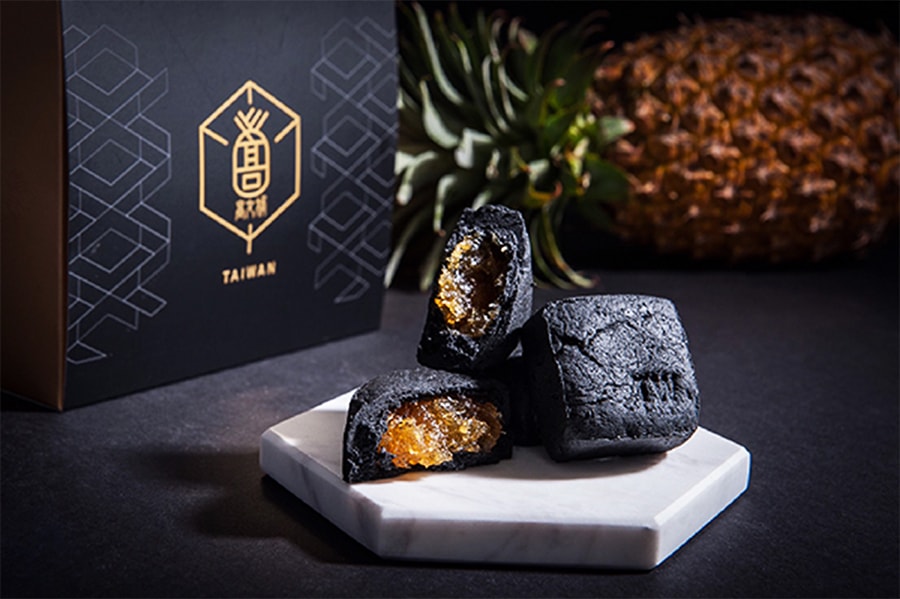 [Taiwan Direct Mail] Handmade Pineapple Cake(Bamboo charcoal)12 Pcs*3 Cases*Taiwan specialty gift*【Give free gift】