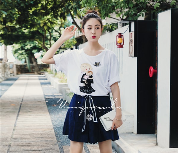 White Pure Cotton T-shirt for Girls Women Mother Holds Baby Pattern Long Tops S