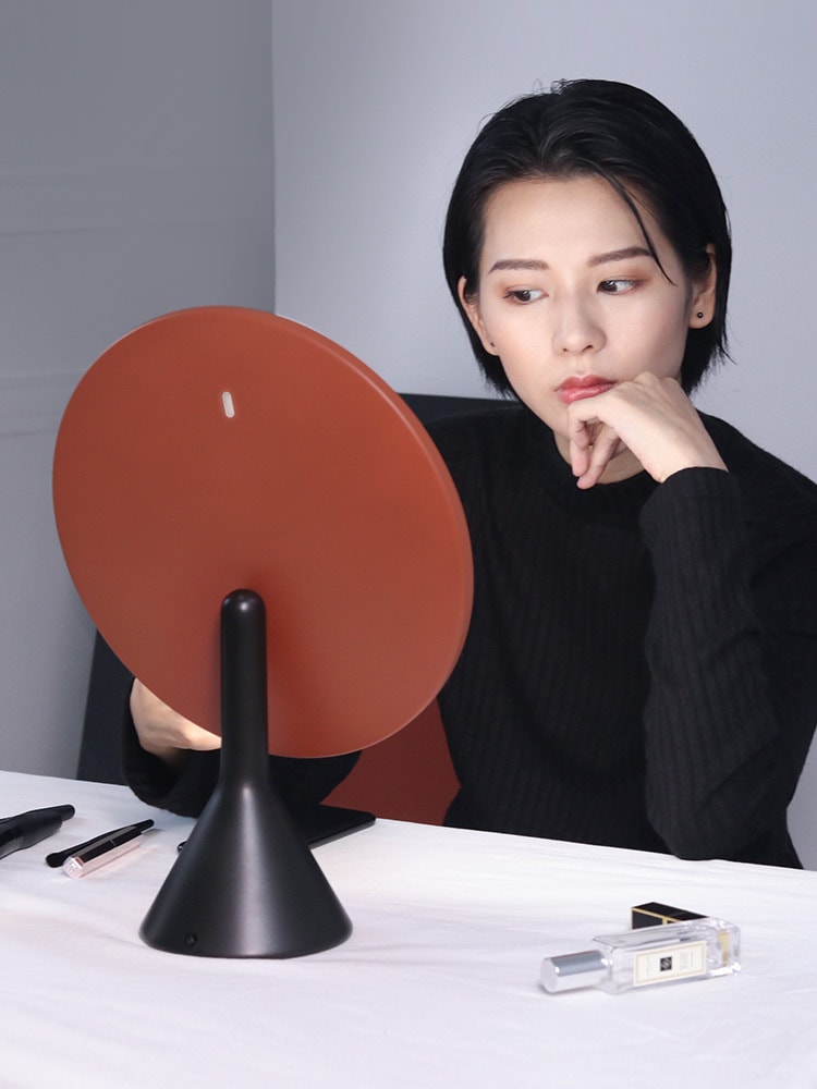 【中國直郵】MUID led燈化妝鏡 日光智慧大圓鏡專業美容桌面補光鏡子 黑橘色款