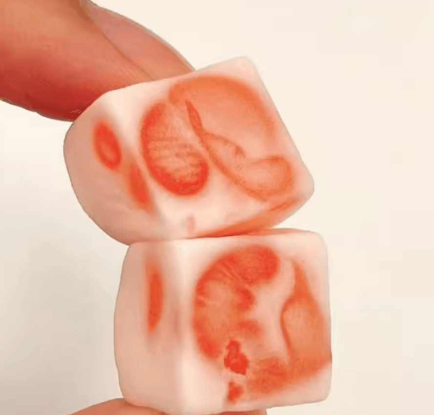【日本直郵】KABAYA草莓果汁夾心軟糖 冬季限定 軟糖與棉花糖的結合58g