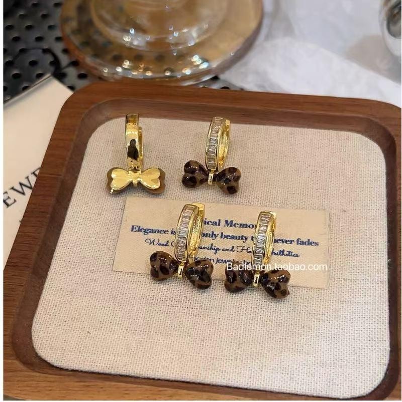  甄选好物 甜酷豹纹蝴蝶结满钻耳扣精致设计时尚ins925银针耳环  1对