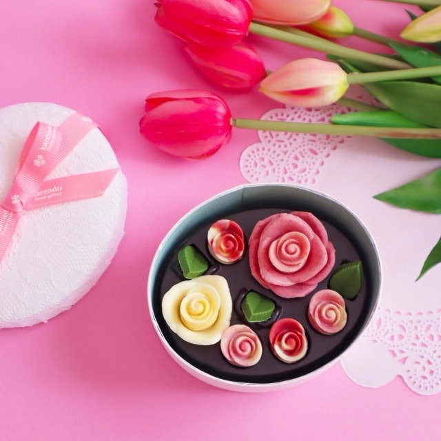 【日本直邮】Valentine Day 情人节限定 玫瑰郁金香巧克力礼盒(小盒) 1 盒