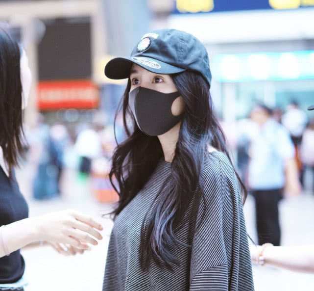 【明星街拍必备】韩国 kairos 黑色抗菌过滤防护口罩 杨幂等明星同款