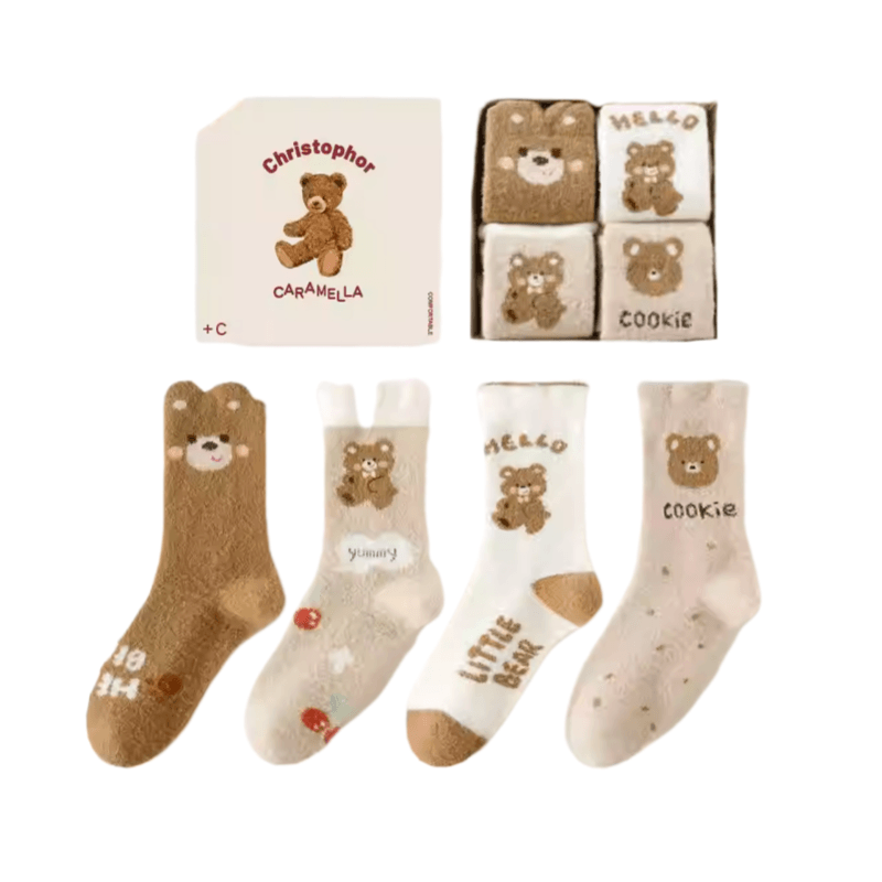 【中國直郵】 甄選好物 毛絨襪子女秋冬新款雲朵絨咖色小熊襪子禮盒 (4雙裝)