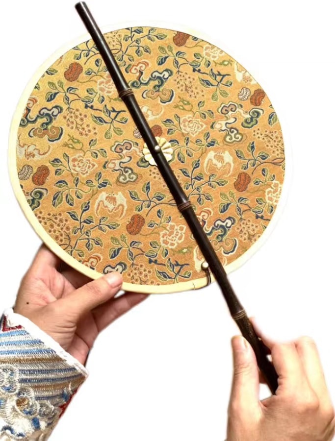 【中国直邮】FOXTAIL  紫竹可卷可折叠古风扇子 国风送礼 生日礼物 闺蜜送礼 八宝灵芝纹 1件丨*预计到达时间3-4周