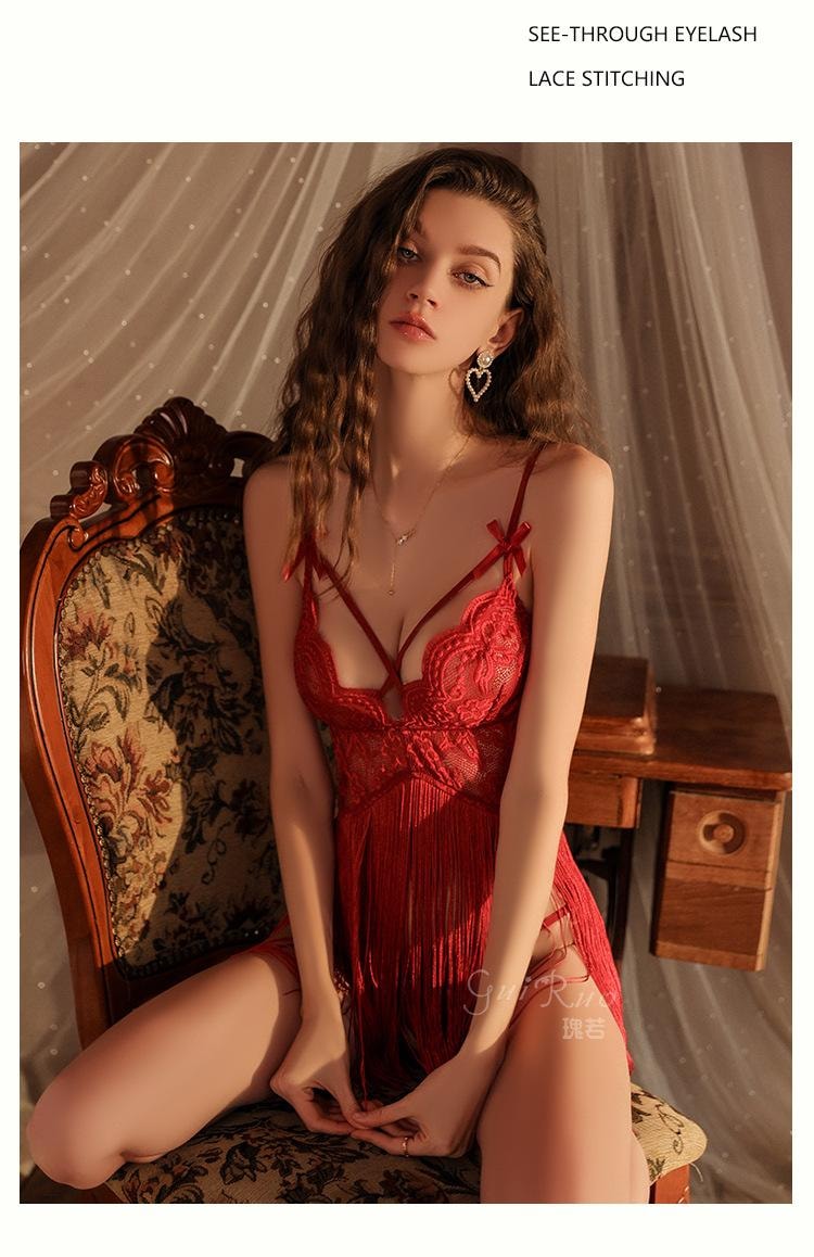 【中國直郵】 瑰若 情趣內衣 蕾絲深V流蘇裙擺睡裙 酒紅色M碼