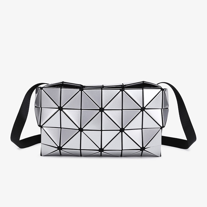 【日本直郵】三宅一生 BAO BAO ISSEY MIYAKE 女士CARTON系列灰色PVC枕頭包 BB31-AG422-91