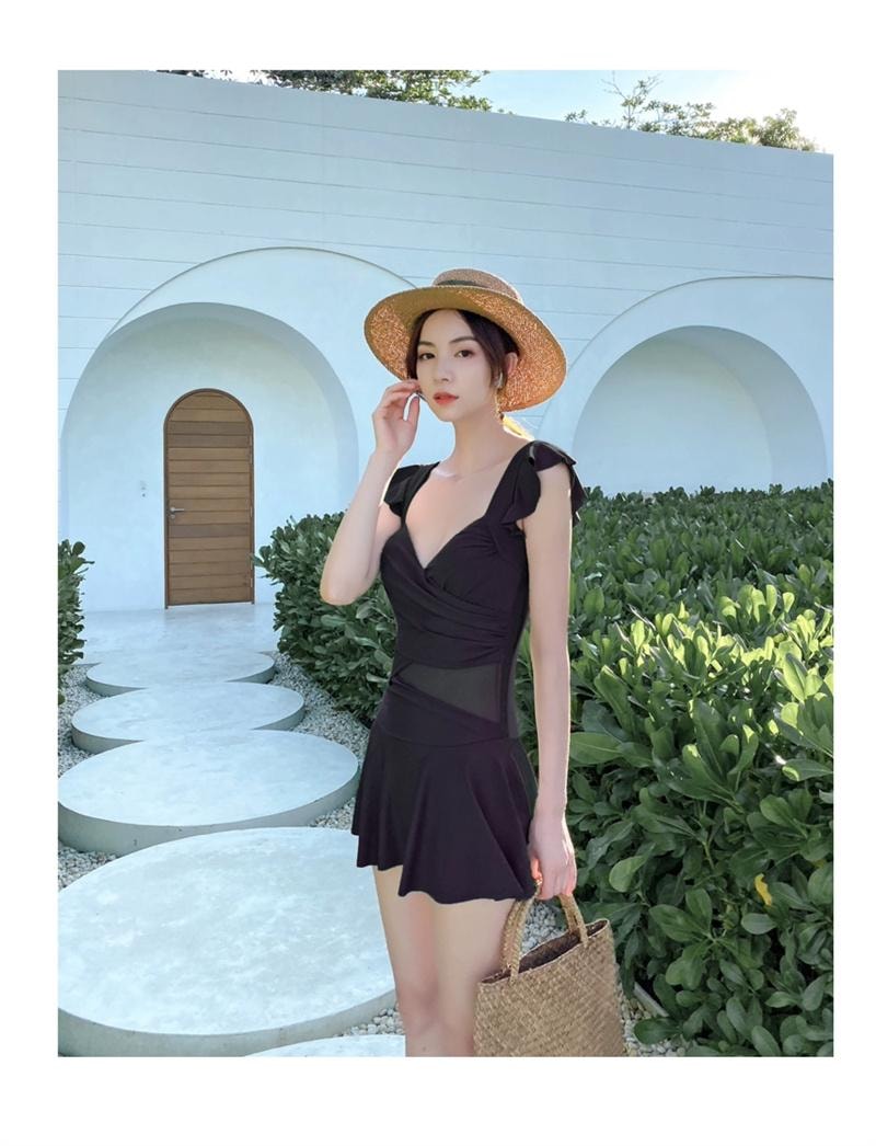 【中国直邮】 亲太太 泳衣女裙式连体性感修身显瘦遮肉小胸钢托聚拢 黑色L(建议100-110斤)1件装