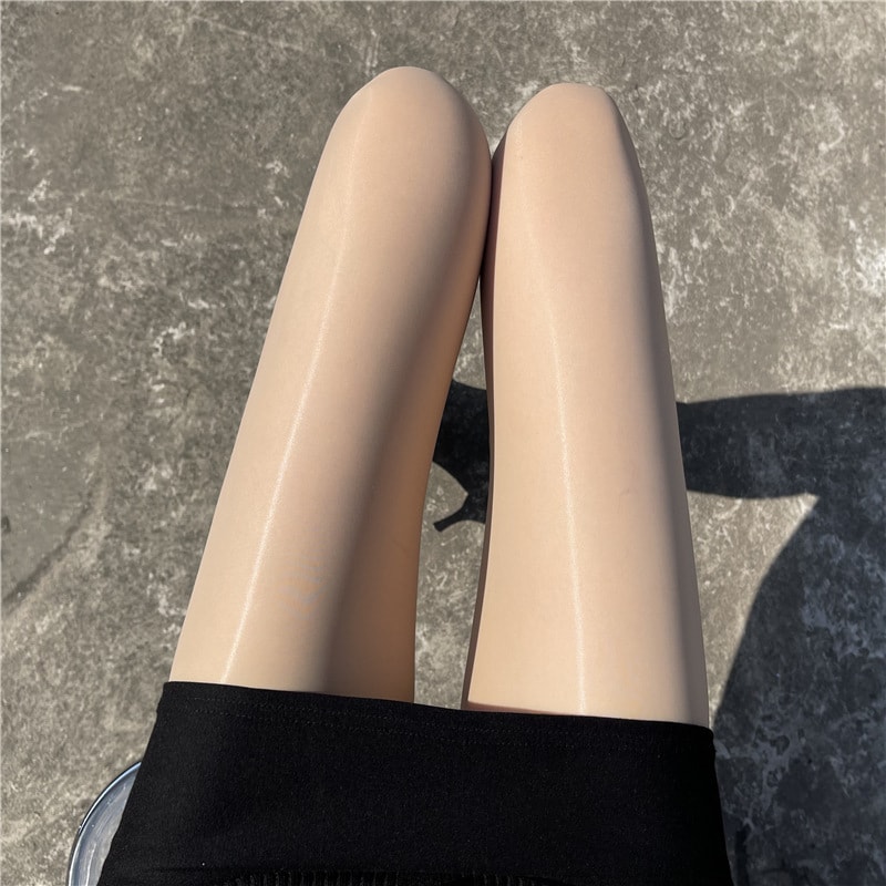 【中國直郵】爪哇島 極光馬油襪-黑色 性感超彈油亮光滑 光腿神器