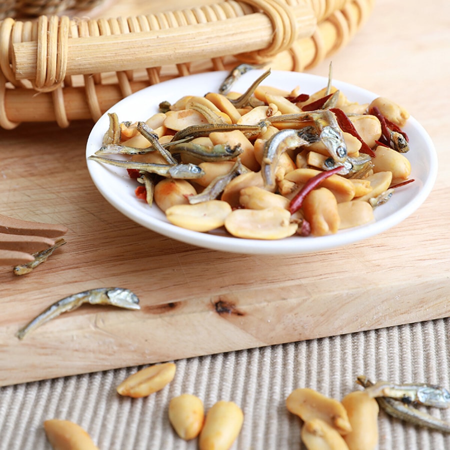 spicy peanuts with dried fish 98g