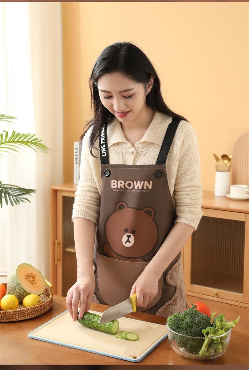 【中国直邮】 日本 LINE FRIENDS 围裙 新款防水耐脏围裙防水防油擦手 BROWN款 1个装