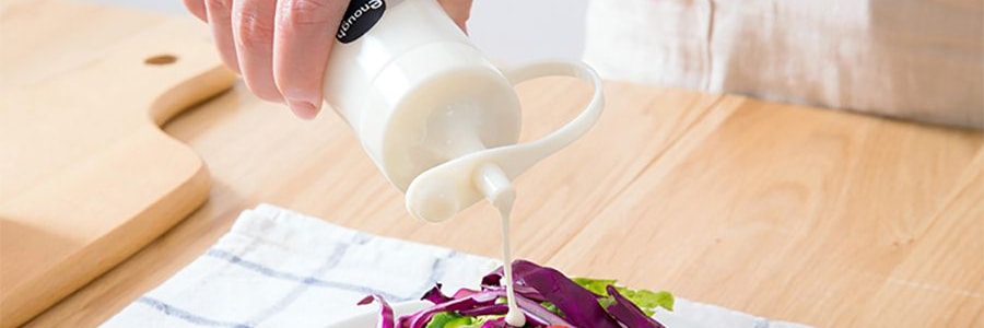 日本INOMATA 醬料調味料 收納分裝瓶 白色 1pc 可擠壓有封口 適合蠔油番茄醬沙拉油等各種醬料