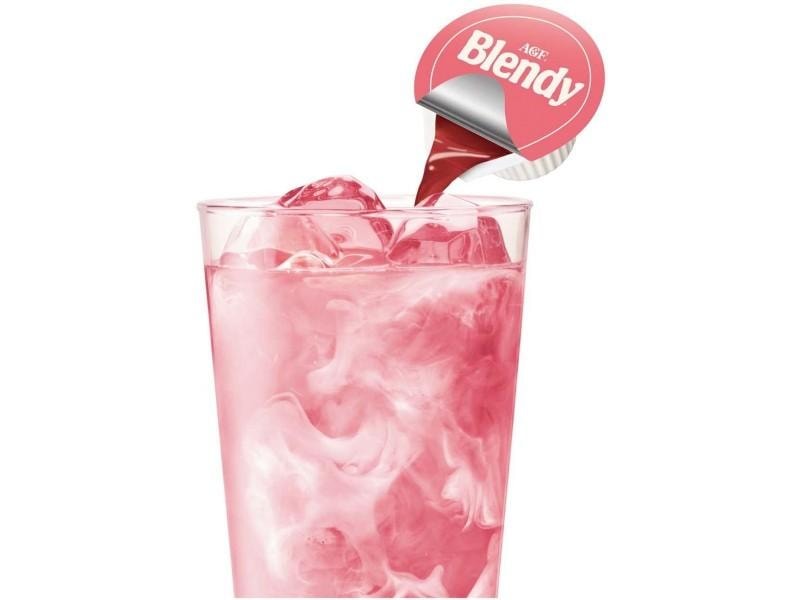 【Expédition directe du Japon】 AGF BLENDY Japon Concentré de latte à la fraise riche en saveur, lot de 6