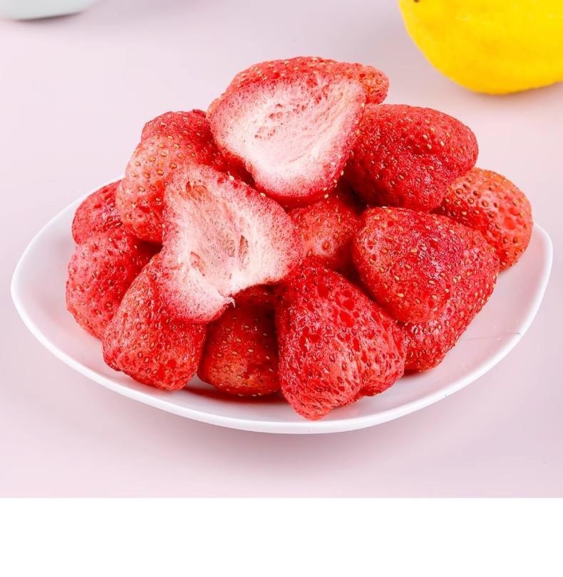 【中国直邮】 老香农 冻干草莓脆  罐装果干 烘焙用料 即食草莓干 整颗粒果干 网红小零食188g