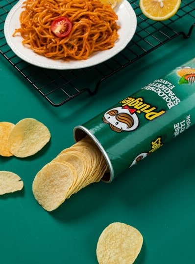 【马来西亚直邮】马来西亚 PRINGLES 品客 日韩风味限量蒜香肉酱意面味洋芋片 110g