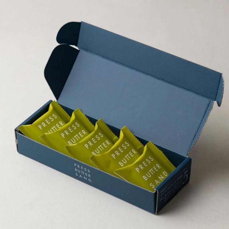 【Expédition directe du Japon】 Press Butter Sand du Japon, cadeau populaire Uji Matcha biscuits aux biscuits à la crème 5 pièces