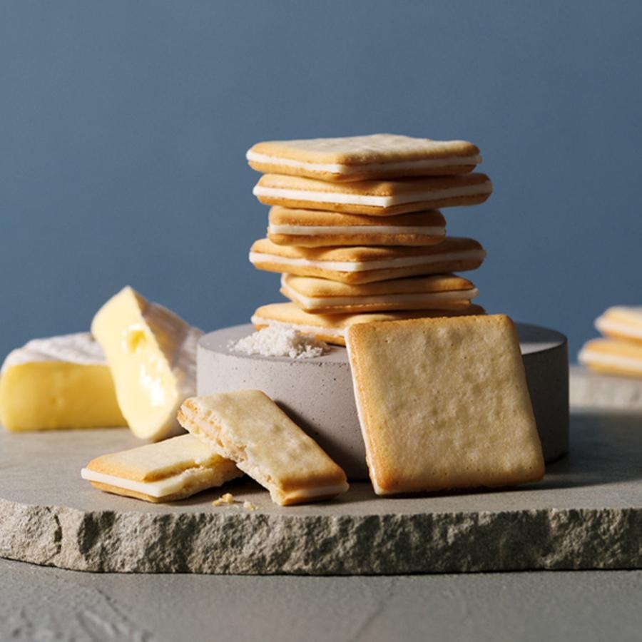 Salt Camembert Cheese Cookies 9pcs