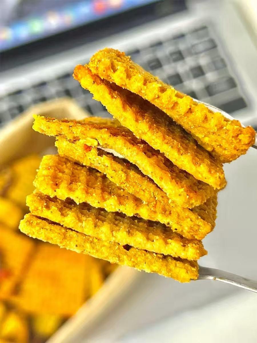 Canned pot pepper-flavored casual snack must-have snack to relieve food and watch TV series 212g