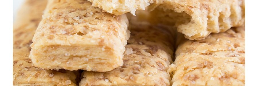 台灣老楊 鹹蛋黃餅 230g 包裝隨機發