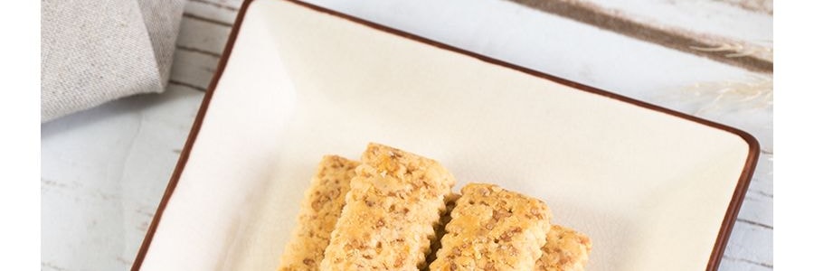 台灣老楊 鹹蛋黃餅 230g 包裝隨機發