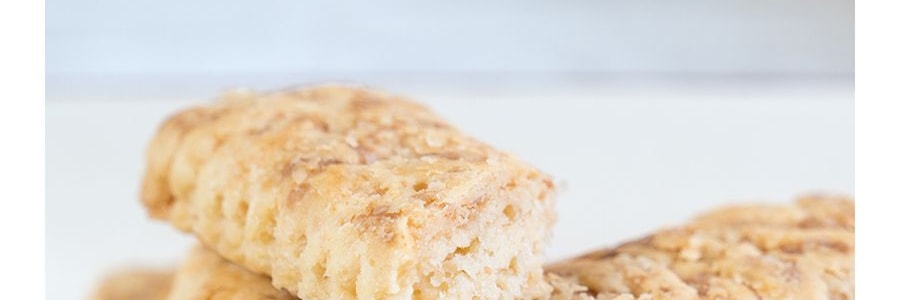 台灣老楊 鹹蛋黃餅 230g 包裝隨機發