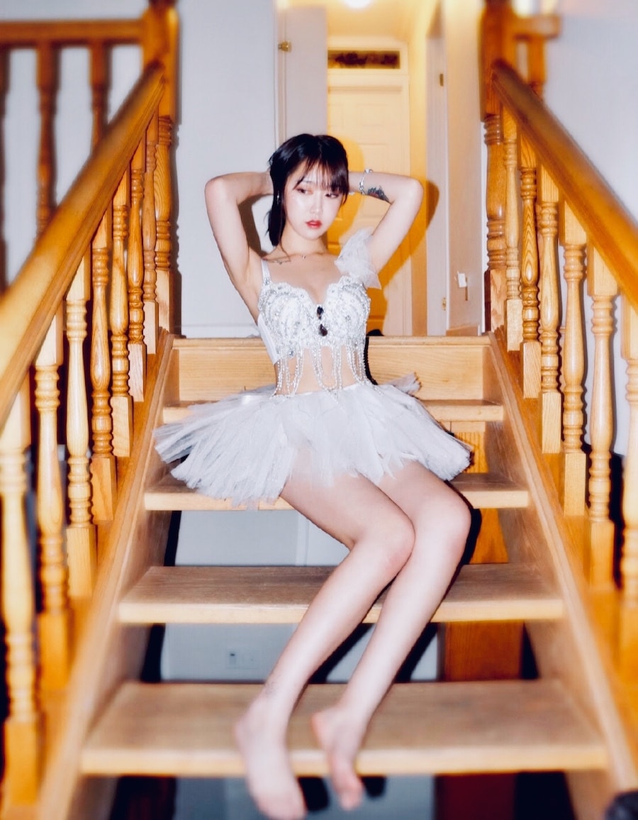 JiaoJiao Cinderella diamond Pearl White LED tutu Rave Outfit