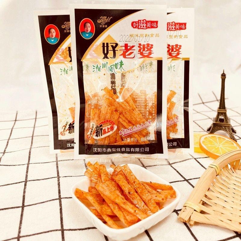 【中国直邮】 李婆婆 好老婆辣条童年怀旧小零食辣片辣卷老式辣条调味面制食品 15g*1包