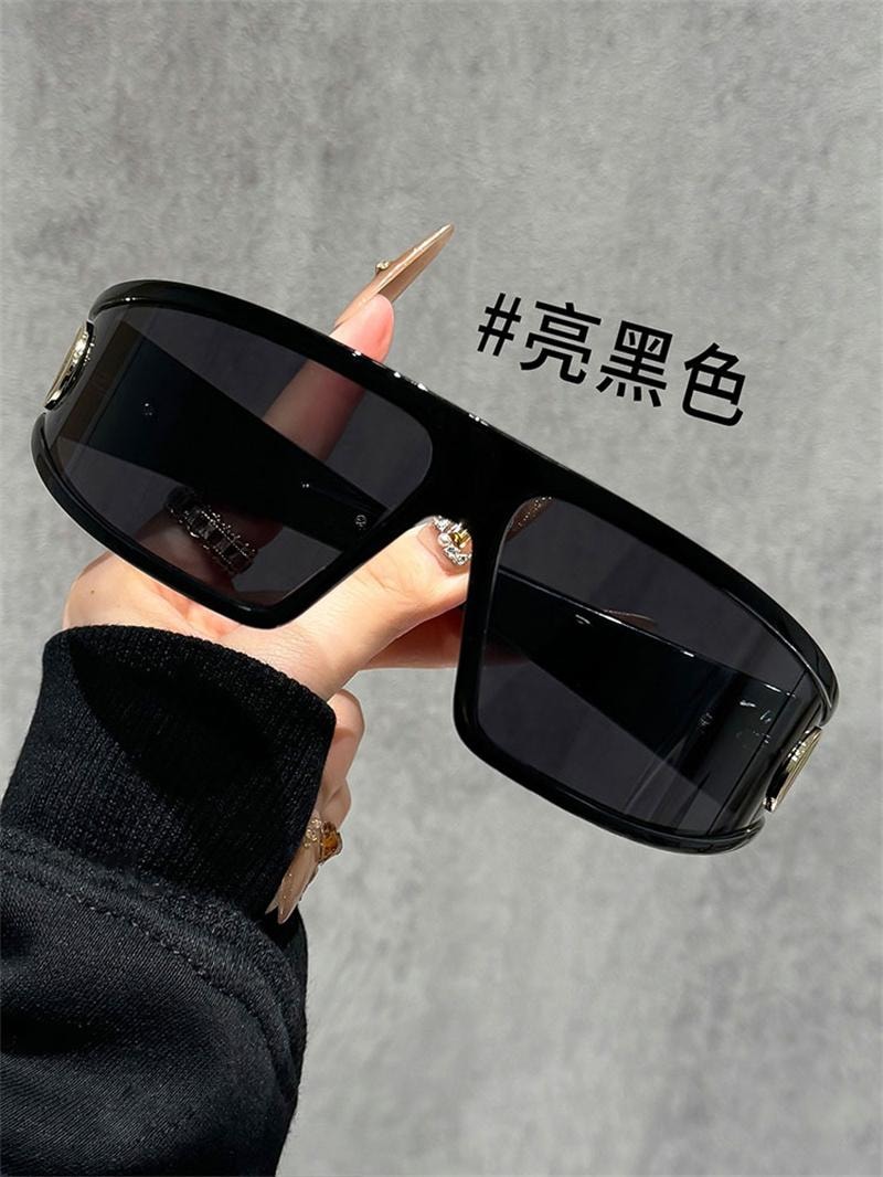 【中国直邮】 亲太太 发箍墨镜女款头箍发卡二合一防紫外线太阳眼镜 黑色框【防紫外线】1个装