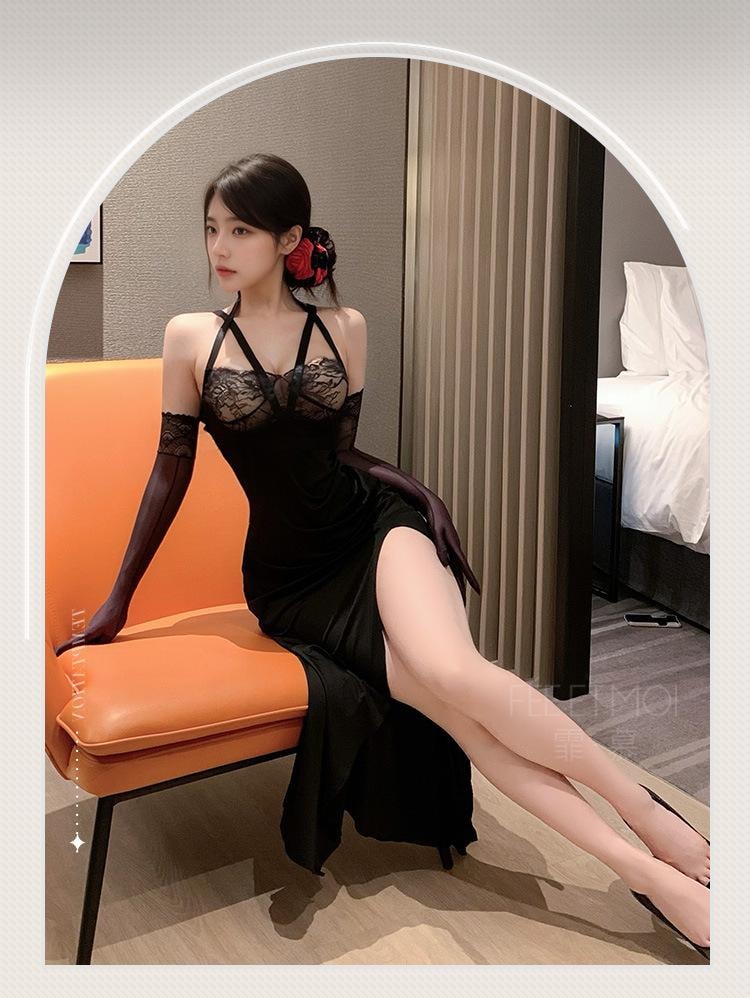 【中国直邮】 霏慕 轻熟御姐风露沟挂脖吊带长裙情趣内衣性感纯欲可外穿睡裙