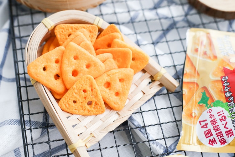 【日本直郵】GLICO格力高 papi醬推薦 乳酪起司三角薄脆三角餅乾 雙倍起司口味 36g