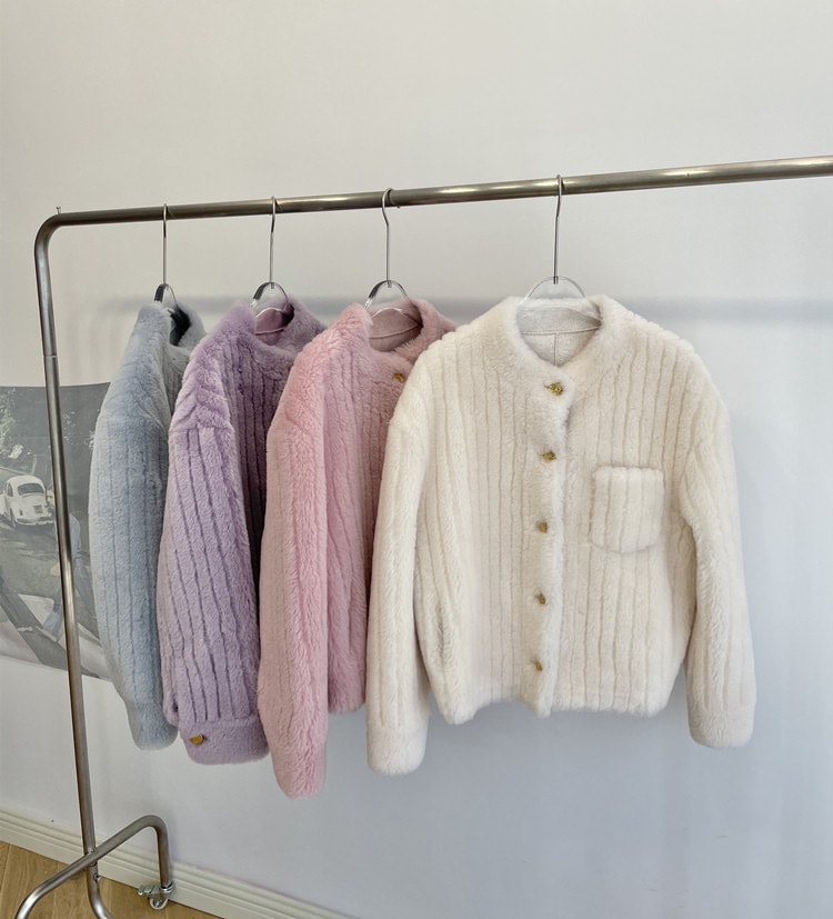 中國直郵莉歐蓓琪 秋冬新款 小立領羊剪絨毛 短版羊羔毛年輕款皮草 玫瑰粉L碼