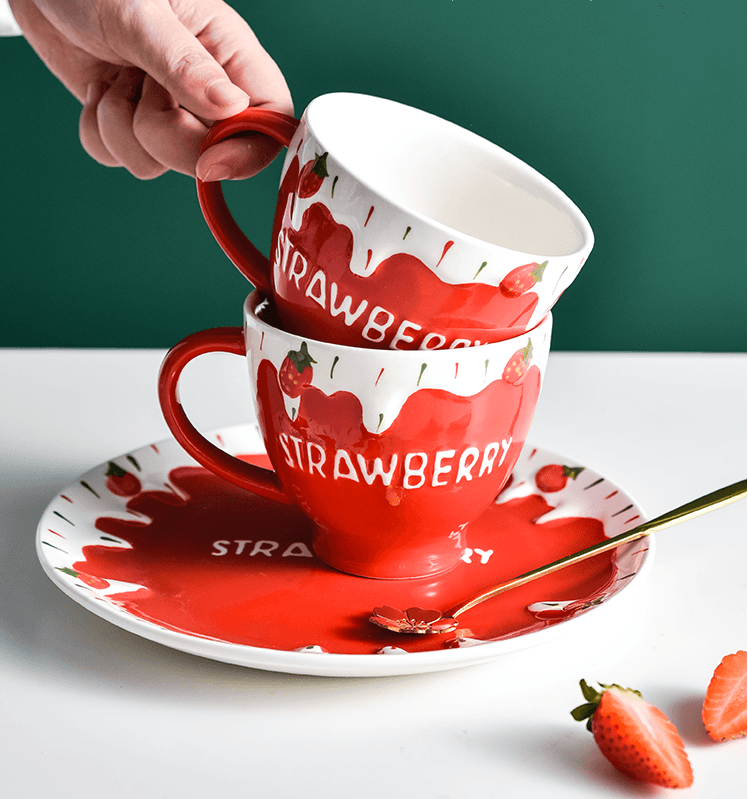 2019Cute Strawberry Ceramic Mug Household Water Cup Red # 1piece
