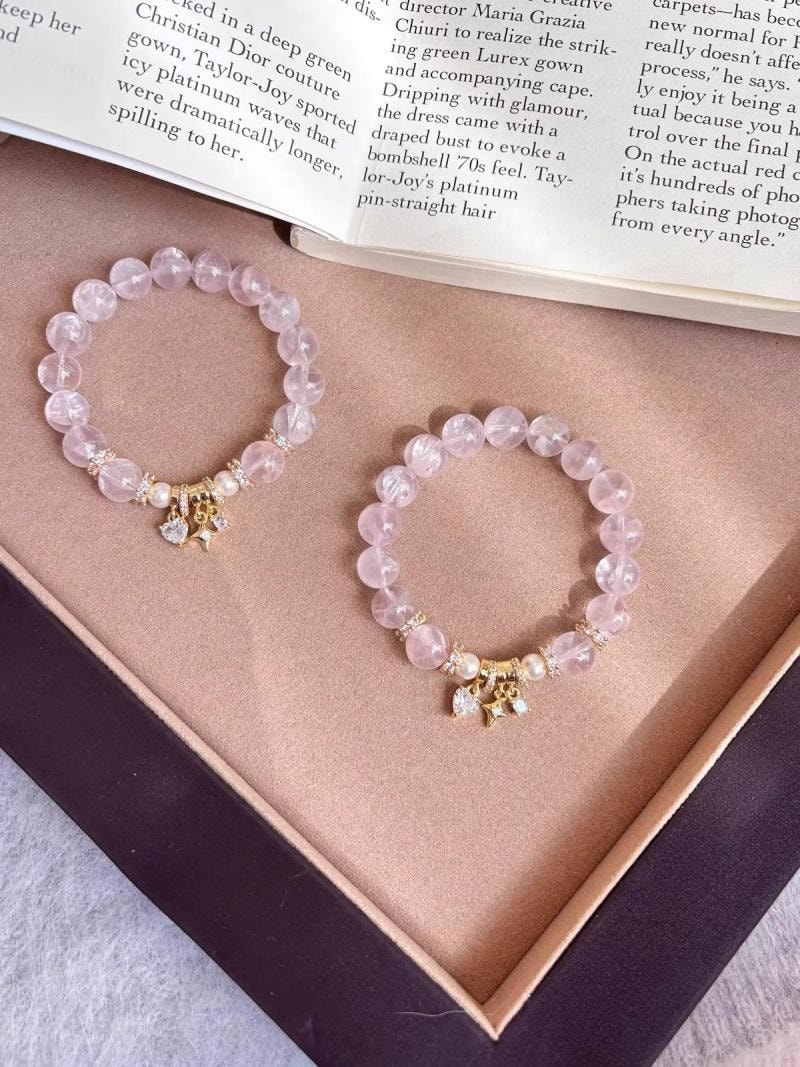 【招緣納福】天然星光粉水晶手鍊10mm 招桃花正緣 聖誕新年生日送禮佳選 愛情姻緣水晶手串 女款能量首飾品 情人節送禮必備